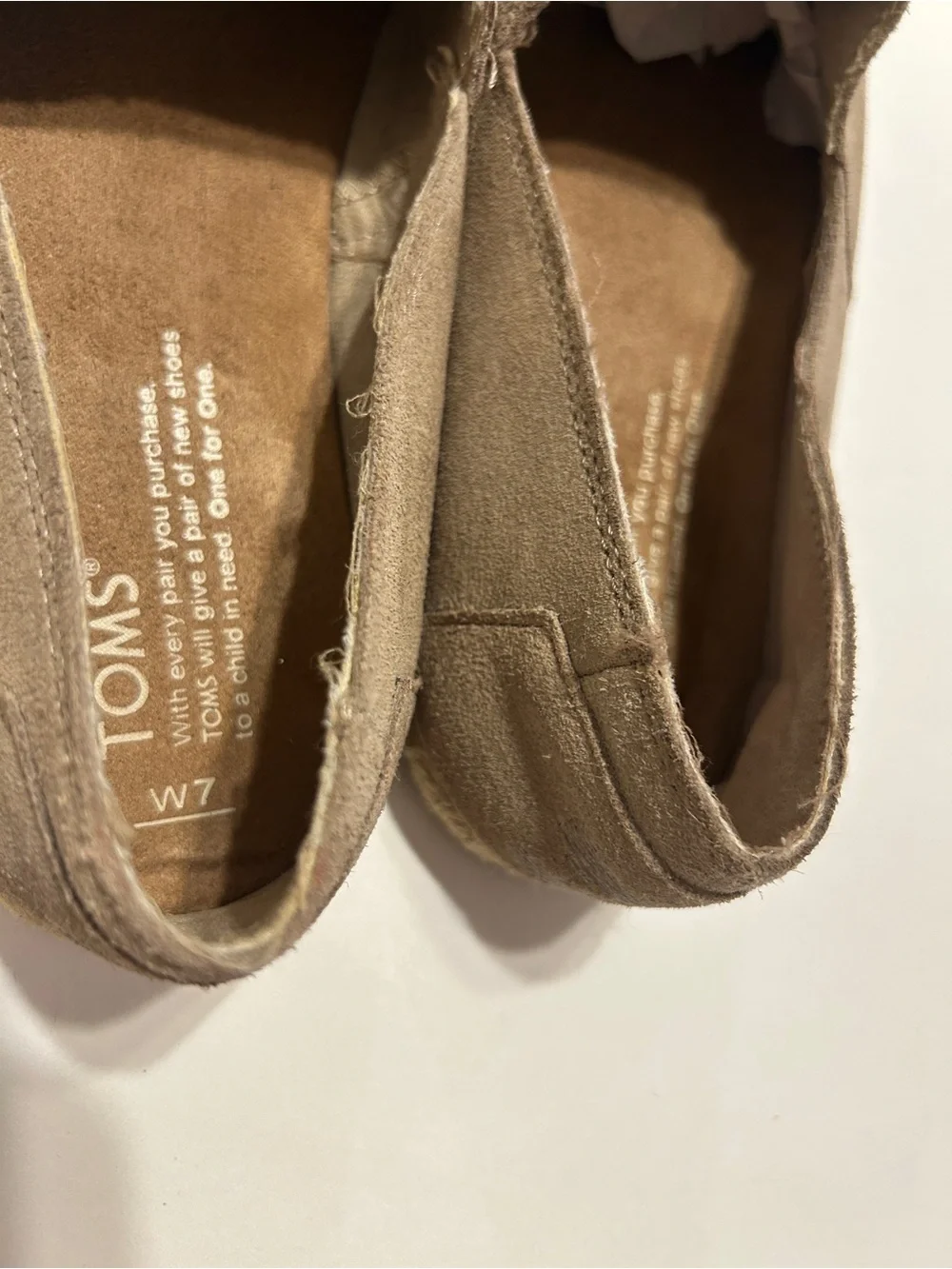 TOMS Suede Espadrille Flats Size 7 Taupe Open Toe Slip-On Casual Comfort Shoes